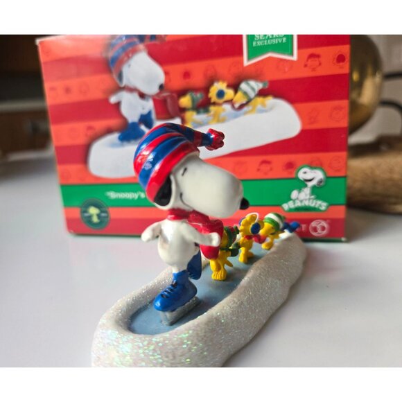 Snoopys Skating Waltz Figurine Peanuts 2013 Department 56 Collectible - Picture 2 of 7